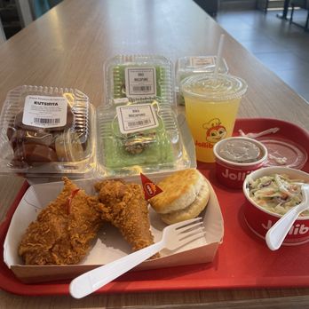 Jollibee - Spicy chicken Joy, sticky rice desserts, pineapple quencher - Chicken Shop Near Me - Sterling Heights, Michigan Jollibee - Spicy chicken Joy, sticky rice desserts, pineapple quencher - Chicken Shop Near Me - Sterling Heights, Michigan