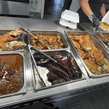 Lechonera - The main from fried fish to ribs to beef stew and I got the oxtail. - Barbeque Near Me - St. Cloud, Florida
