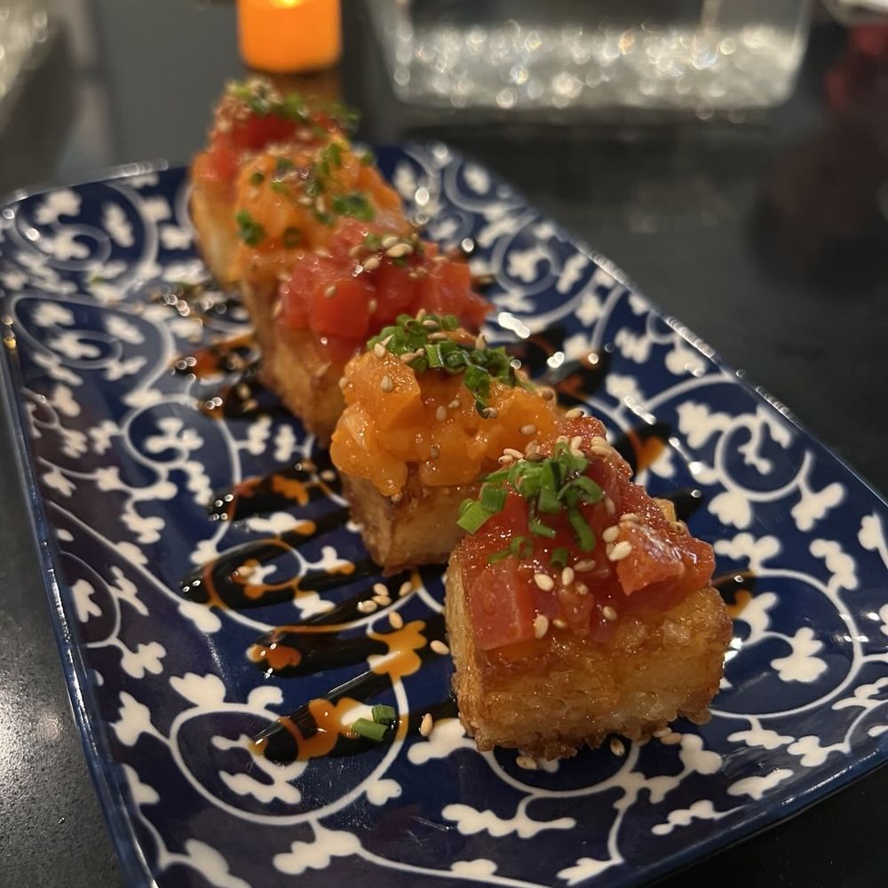 Roll Up By Oui - Japanese Near Me - Chicago, Illinois Roll Up By Oui - Japanese Near Me - Chicago, Illinois