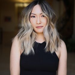 Dimensional blonde