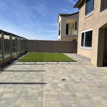 Designs 4 You Remodeling - Nice turf area for play and pets! - General Contractors Near Me - San Diego, California Designs 4 You Remodeling - Nice turf area for play and pets! - General Contractors Near Me - San Diego, California