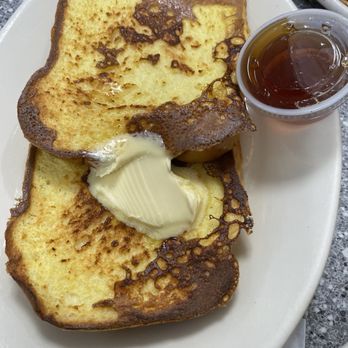 Rosie's Restaurant - French toast , real maple syrup - American Near Me - Tamworth, New Hampshire Rosie's Restaurant - French toast , real maple syrup - American Near Me - Tamworth, New Hampshire