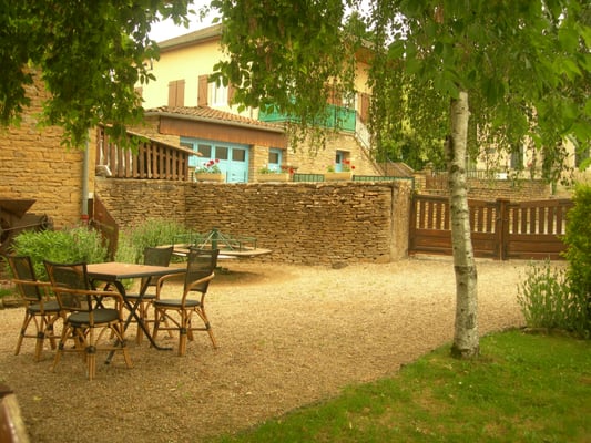 Restaurant L'Embellie (à 7 km de Cluny, En Bourgogne) by null