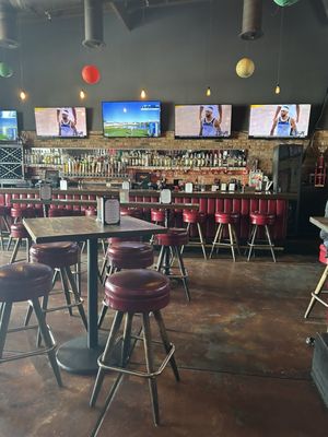 Rocco's Tavern -Studio City by null