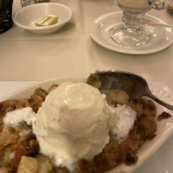 Reds Restaurant - Hot apple crisp with vanilla ice cream - Seafood Near Me - West Coxsackie, New York Reds Restaurant - Hot apple crisp with vanilla ice cream - Seafood Near Me - West Coxsackie, New York