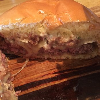 105-Ten Bar & Grill - my 105 burger perfectly cooked - Bars Near Me - Briarcliff Manor, New York