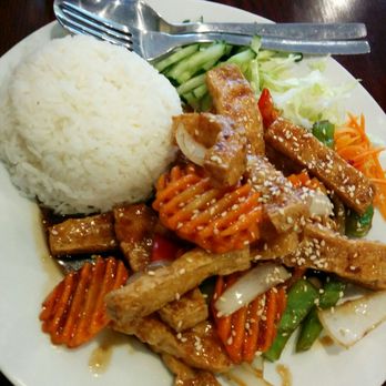 Dang Good Restaurant - Ginger tofu vegan. - Vietnamese Near Me - Edmonton, Alberta