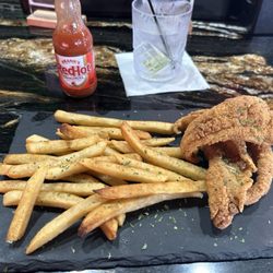 Favorites Restaurant & Lounge