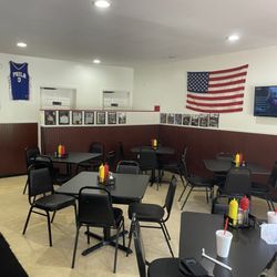 Carnival Cafe - Dining room area. Clean and plenty of room for groups.