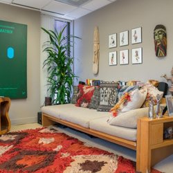 Recover Integrity - Intimate, smaller spaces for private conversation, small group sessions and 1:1 psychotherapy