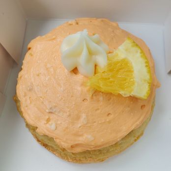 Crumbl - Brandon - Orange Julius - Bakeries Near Me - Brandon, Florida
