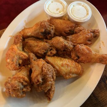 Pequod's Pizza - Buffalo wings - Pizza Near Me - Morton Grove, Illinois Pequod's Pizza - Buffalo wings - Pizza Near Me - Morton Grove, Illinois