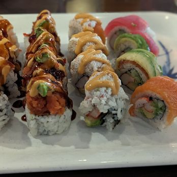 B2 Bistro + Bar - The sushi is always good. Never had a problem with the sushi. It's always been fresh. - Cocktail Bars Near Me - Toms River, New Jersey B2 Bistro + Bar - The sushi is always good. Never had a problem with the sushi. It's always been fresh. - Cocktail Bars Near Me - Toms River, New Jersey