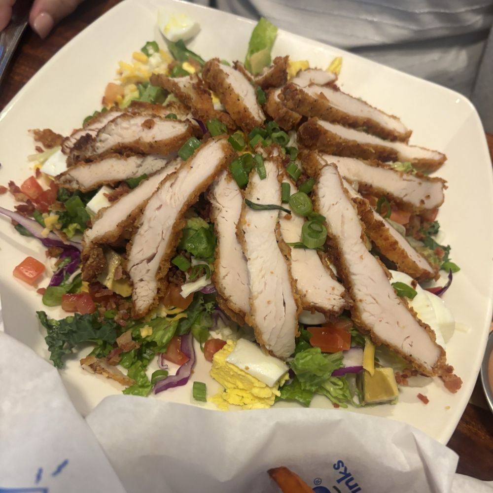 Islands Restaurant - Burgers Near Me - Monterey, California