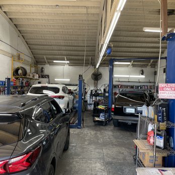 V & S Complete Auto Repair - Body Shops Near Me - Tujunga, California V & S Complete Auto Repair - Body Shops Near Me - Tujunga, California