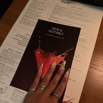 Earls Kitchen + Bar - Menu - Cocktail Bars Near Me - Honolulu, Hawaii Earls Kitchen + Bar - Menu - Cocktail Bars Near Me - Honolulu, Hawaii