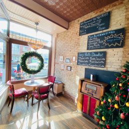 Tango Palace Coffee Company - Inside - Seating area - Coffee & Tea Shops Near Me - Toronto, Ontario