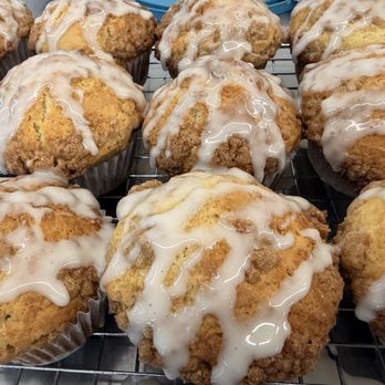 Scoops and Loops - Coffee cake muffins - Ice Cream & Frozen Yogurt Near Me - Brookings, South Dakota