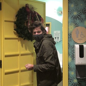 Jackalope Brewing - Perplexed by the bathroom paparazzi - Breweries Near Me - Nashville, Tennessee