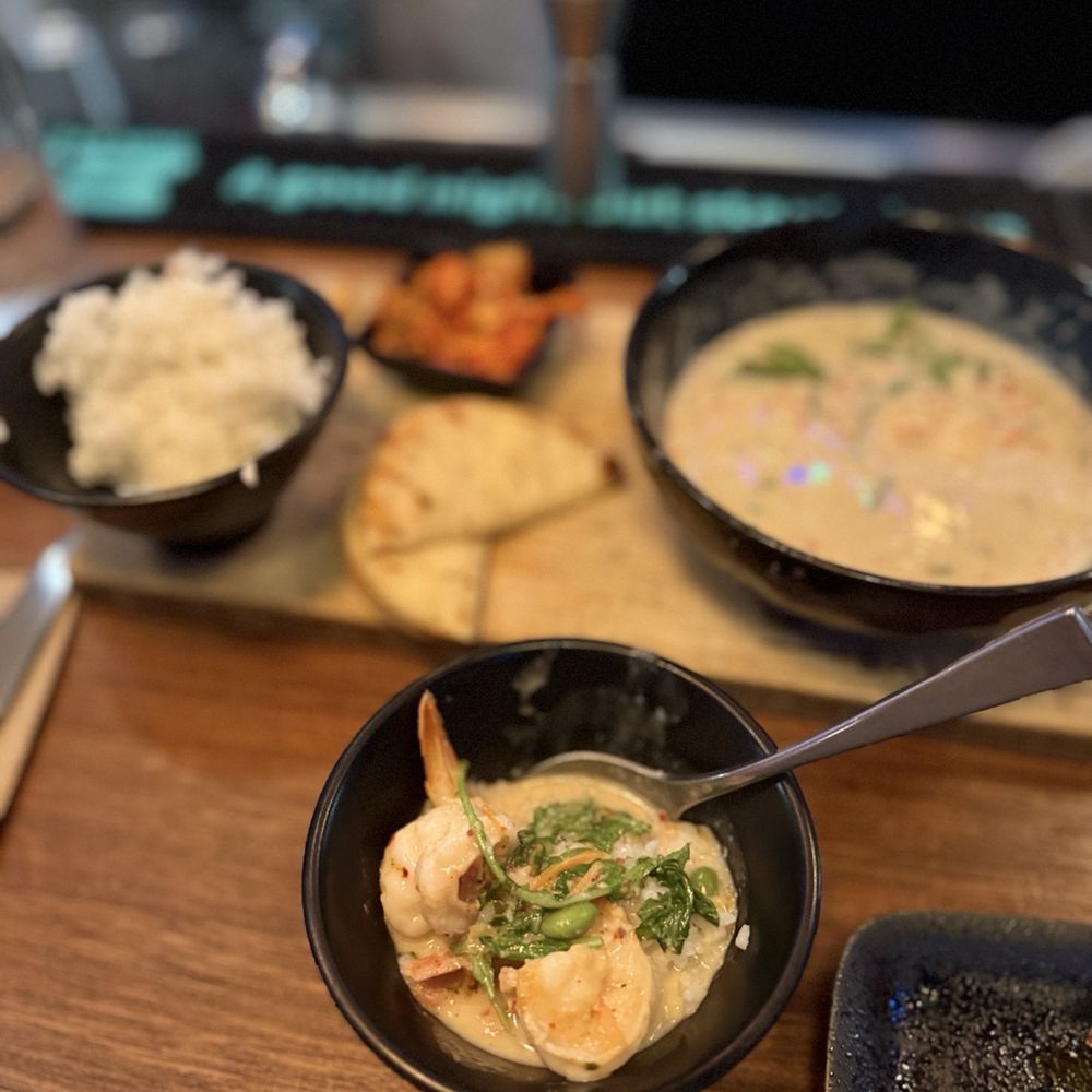 Block Kitchen + Bar - Prawns in Green Curry - Sandwiches Near Me - Banff, Alberta