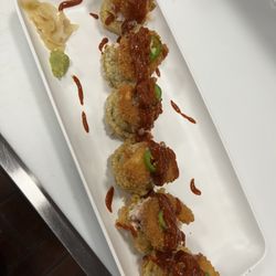 Sake vs tequila Elvis Presley - Chili shrimp roll