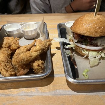 Hopdoddy Burger Bar - Crispy Chicken Tenders - Burgers Near Me - Newport Beach, California Hopdoddy Burger Bar - Crispy Chicken Tenders - Burgers Near Me - Newport Beach, California