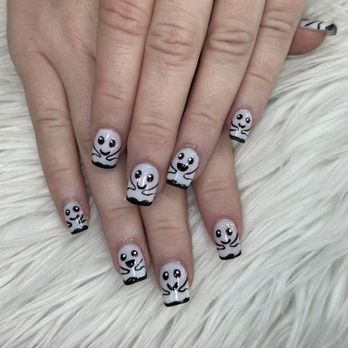 Blue Sky Nails and Lash - Nail Salons Near Me - Del Mar, California