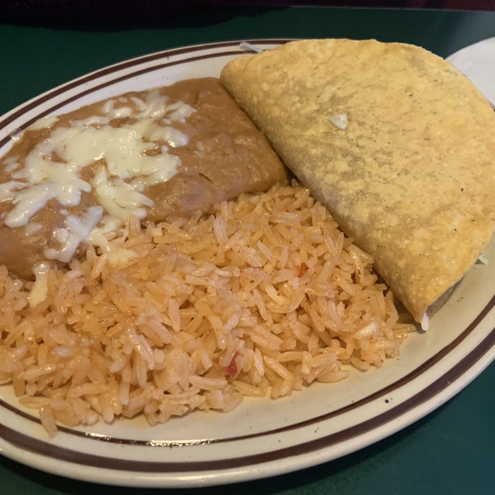 Kids plate - taco beans and cheese Kids plate - taco beans and cheese