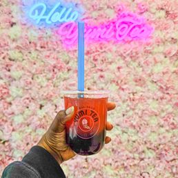 Strawberry Lemonade w/ Boba Pearls Strawberry Lemonade w/ Boba Pearls