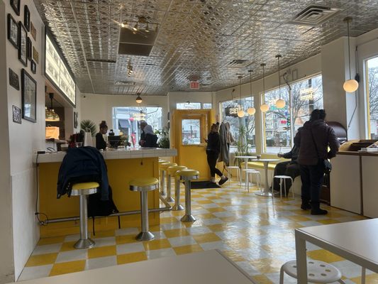 Yeanie's Burgers and Social by null