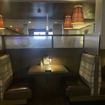 Twelve01 Kitchen and Tap - Booths - New American Near Me - Coralville, Iowa