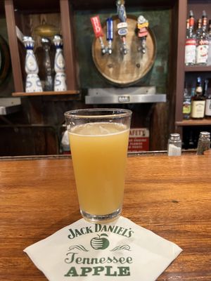 Lenny's Indian Head Inn by null