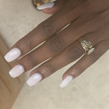 Ez Nails and Spa - Full Set w/ clear glitter dipping power - Nail Salons Near Me - Lakewood, Washington
