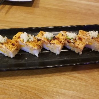 Takara Sushi - Salmon oshi - Sushi Bars Near Me - Burnaby, British Columbia