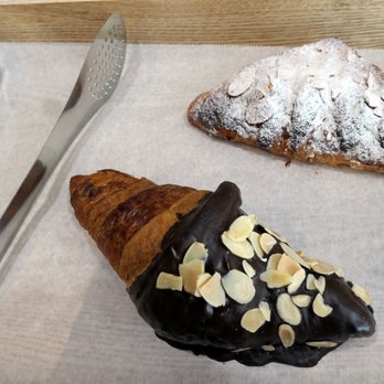 Tous Les Jours - Croissants - Bakeries Near Me - Vernon Hills, Illinois