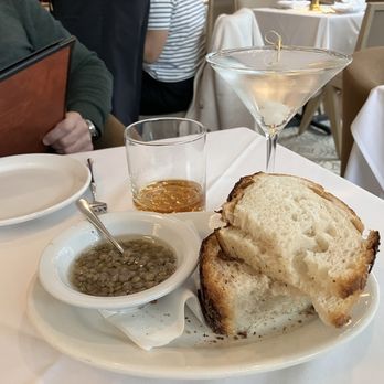 Il Poeta - Italian Near Me - Forest Hills, New York
