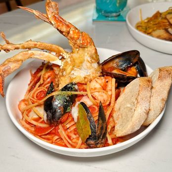 Enchant - Seafood Cioppino Pasta @teaseats | instagram, tiktok, youtube - Asian Fusion Near Me - Los Angeles, California