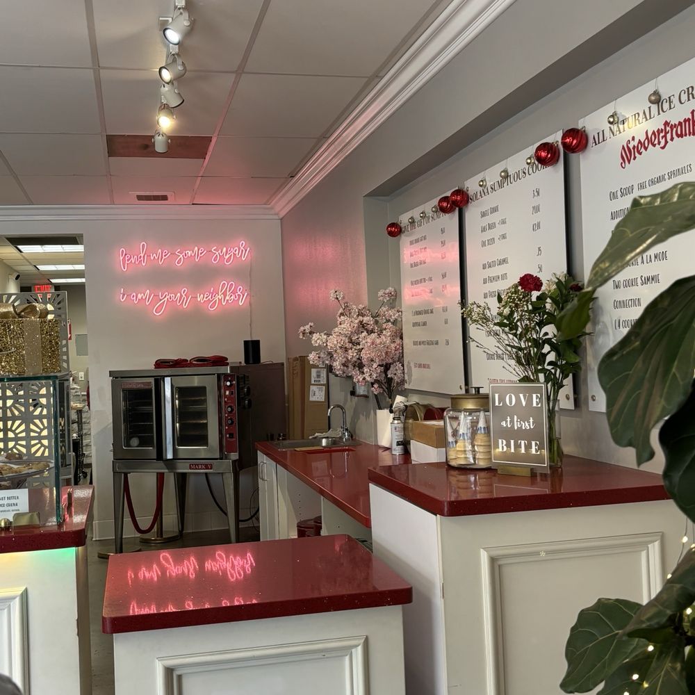 Solana Sumptuous Cookies - Front counter - Bakeries Near Me - Solana Beach, California Solana Sumptuous Cookies - Front counter - Bakeries Near Me - Solana Beach, California