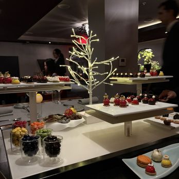 O' by Claude Le Tohic - Chocolate to choose from - French Near Me - San Francisco, California O' by Claude Le Tohic - Chocolate to choose from - French Near Me - San Francisco, California
