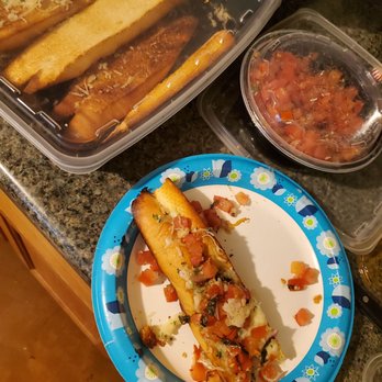 Oregano's - This is toasted bread with minimal cheese sprinkled on top with diced tomatoes on the side. This IS NOT BRUSCHETTA!!!!!!!!!! - Pizza Near Me - Tucson, Arizona