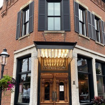 Lindey's - Exterior- gorgeous - New American Near Me - Columbus, Ohio Lindey's - Exterior- gorgeous - New American Near Me - Columbus, Ohio