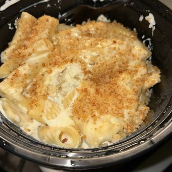 Whelan's Irish Pub - Whelan's Mac and Cheese - Irish Pub Near Me - Portland, Oregon Whelan's Irish Pub - Whelan's Mac and Cheese - Irish Pub Near Me - Portland, Oregon