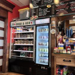 Maurizios Pizzeria & Italian Grill