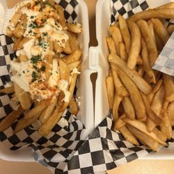Zeus The Greek - Greek and regular fries