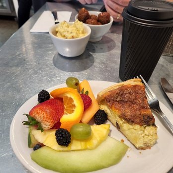 A Tavola - Quiche, fresh fruit and decafe Americano - Cafes Near Me - Boise, Idaho