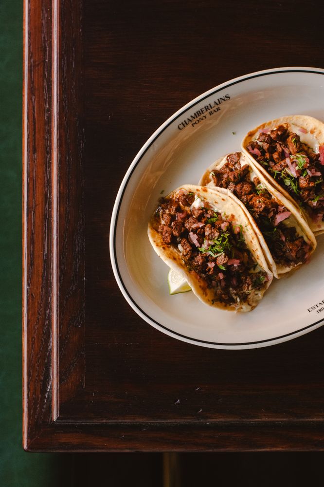 Chamberlain's Pony Bar