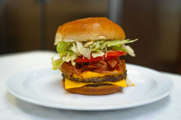 Rocky's Millwood Deli by null