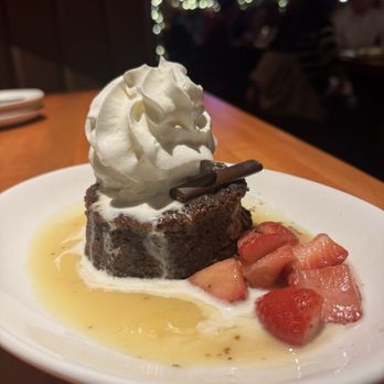 Millburn Standard - Nutella bread pudding - Cocktail Bars Near Me - Millburn, New Jersey