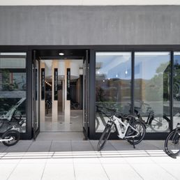 Exterior photo of Maui Bikes - Aventura, Florida Exterior photo of Maui Bikes - Aventura, Florida