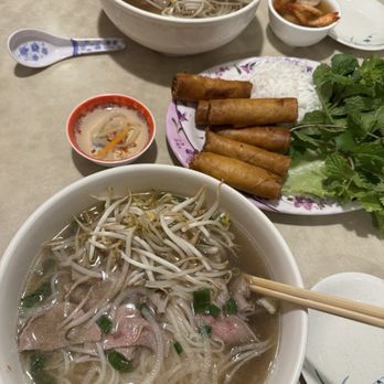 Pho 777 - #11 11.Pho with Slices of Rare Steak  Crispy Spring Roll - Vietnamese Near Me - Honolulu, Hawaii